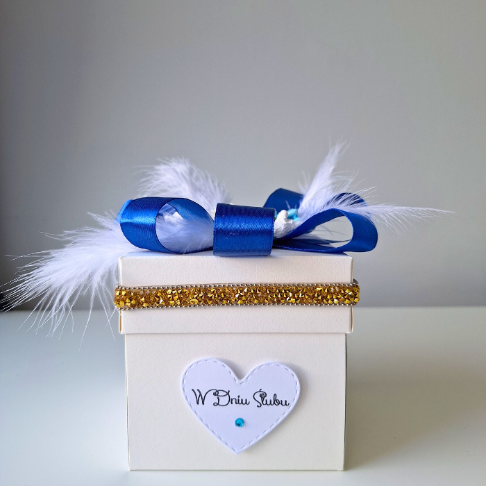 Exploding box na ślub jasnoniebieski z kokardą