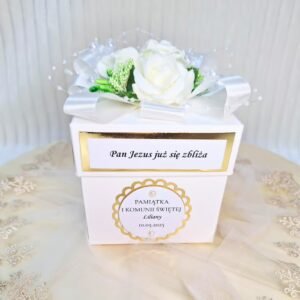 Exploding box pamiątka komunijna ze złotymi elementami