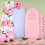 Ścianka balonowa na chrzciny dla dziewczynki