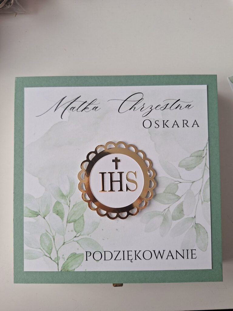 Podziękowanie dla chrzestnych w drewnianym pudełku – wzór 25